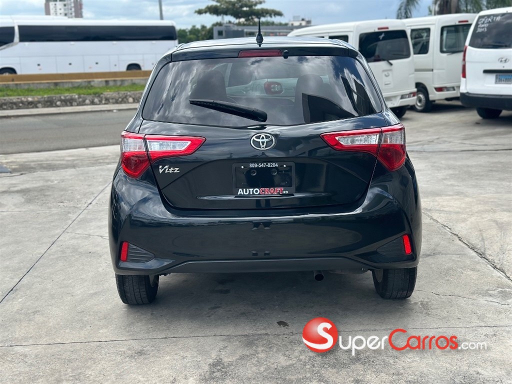 2019 Toyota VITZ — foto 3 / 9