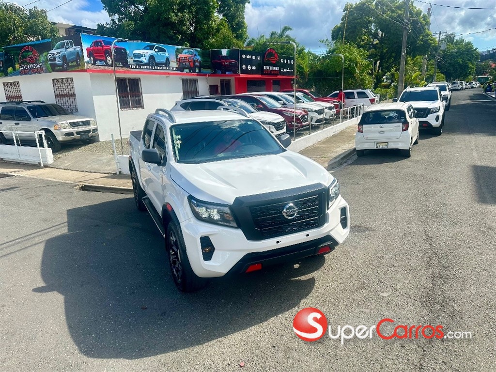 2021 Nissan Frontier — foto 8 / 12