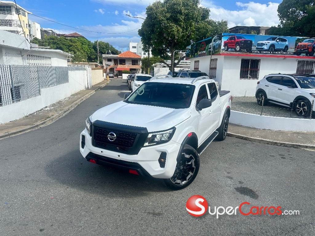 2021 Nissan Frontier — foto 11 / 12