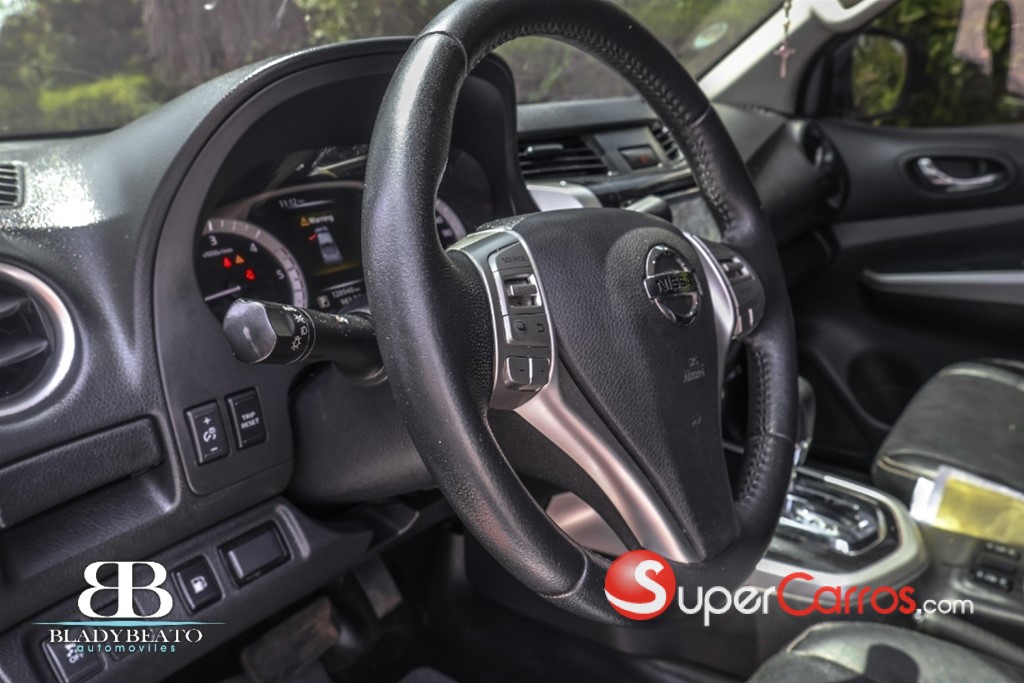 2018 Nissan Frontier LE — foto 2 / 12