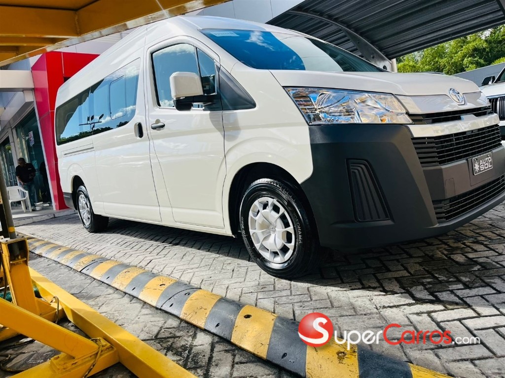 2025 Toyota Hiace — foto 2 / 9