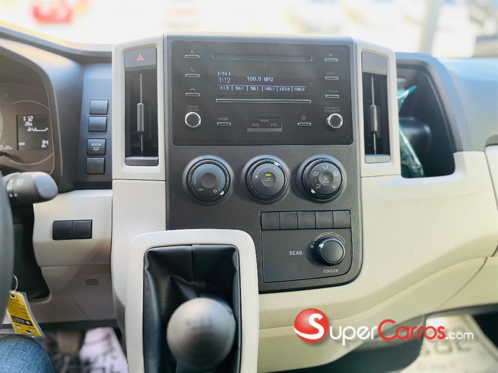 2025 Toyota Hiace — foto 5 / 9