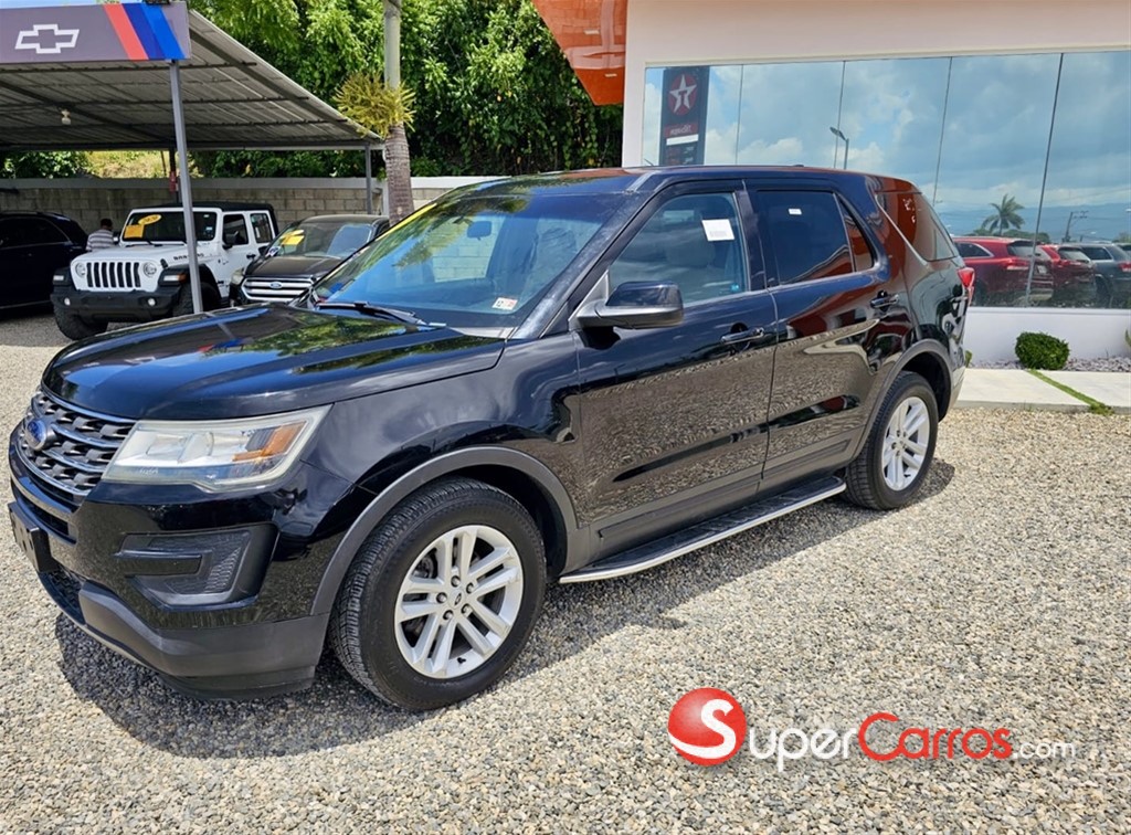 2016 Ford Explorer XLT — foto 2 / 10