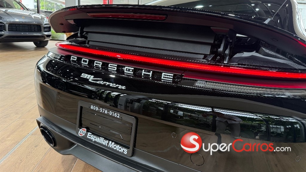 2025 Porsche 911 Carrera — foto 3 / 12