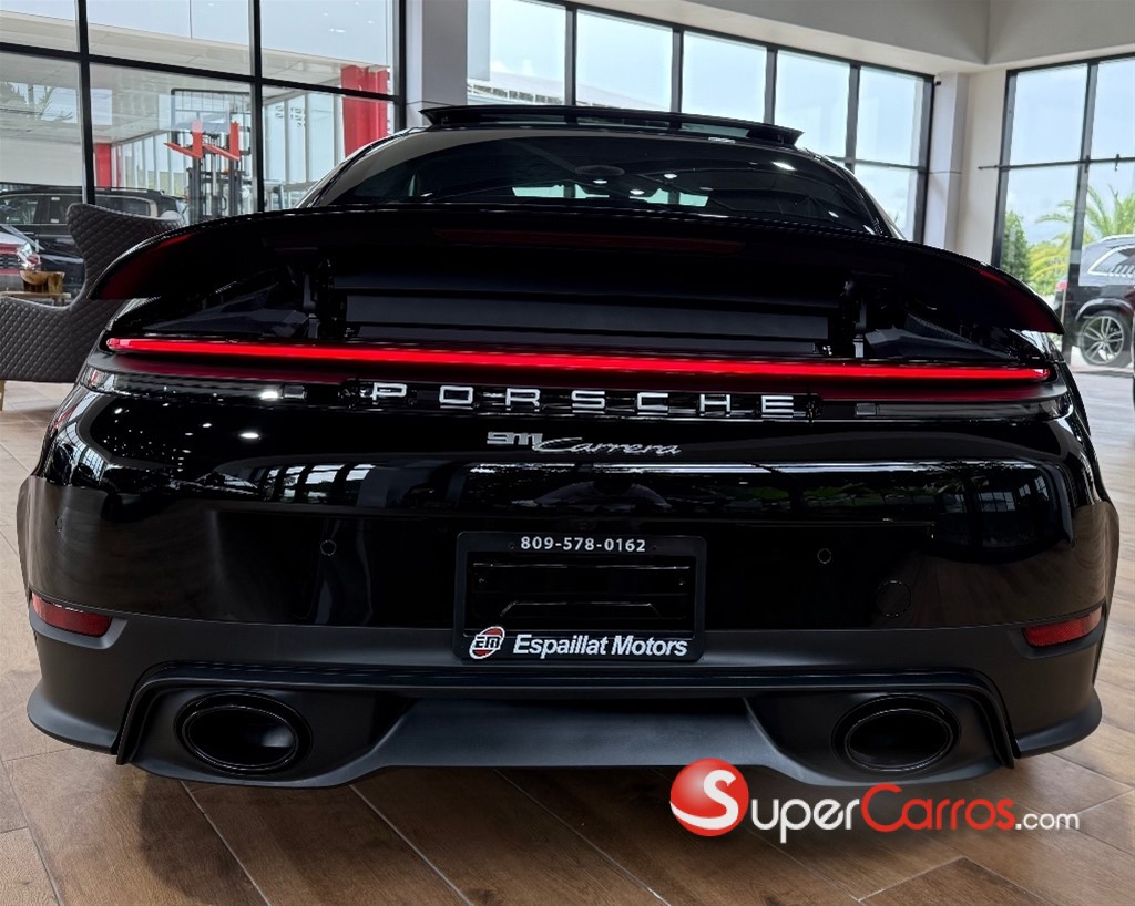 2025 Porsche 911 Carrera — foto 4 / 12