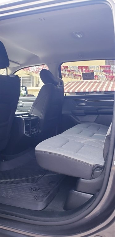 2020 Dodge Ram 1500 — foto 5 / 10