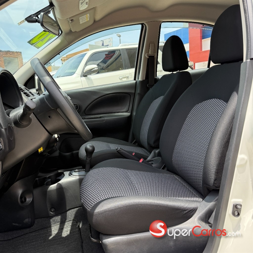 2020 Nissan March — foto 6 / 9
