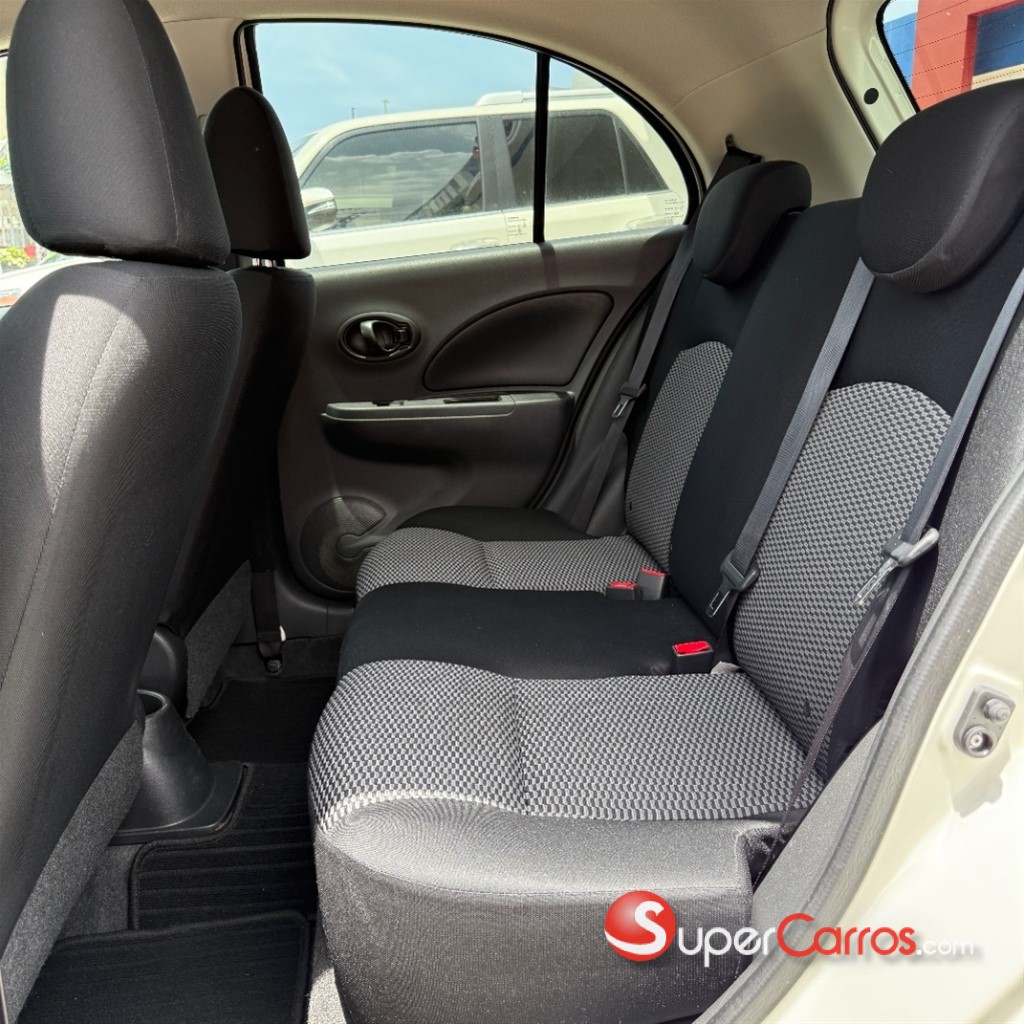 2020 Nissan March — foto 7 / 9