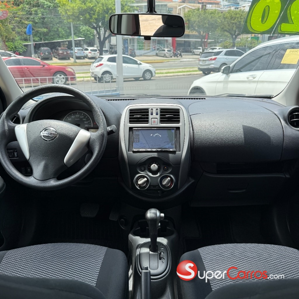 2020 Nissan March — foto 8 / 9