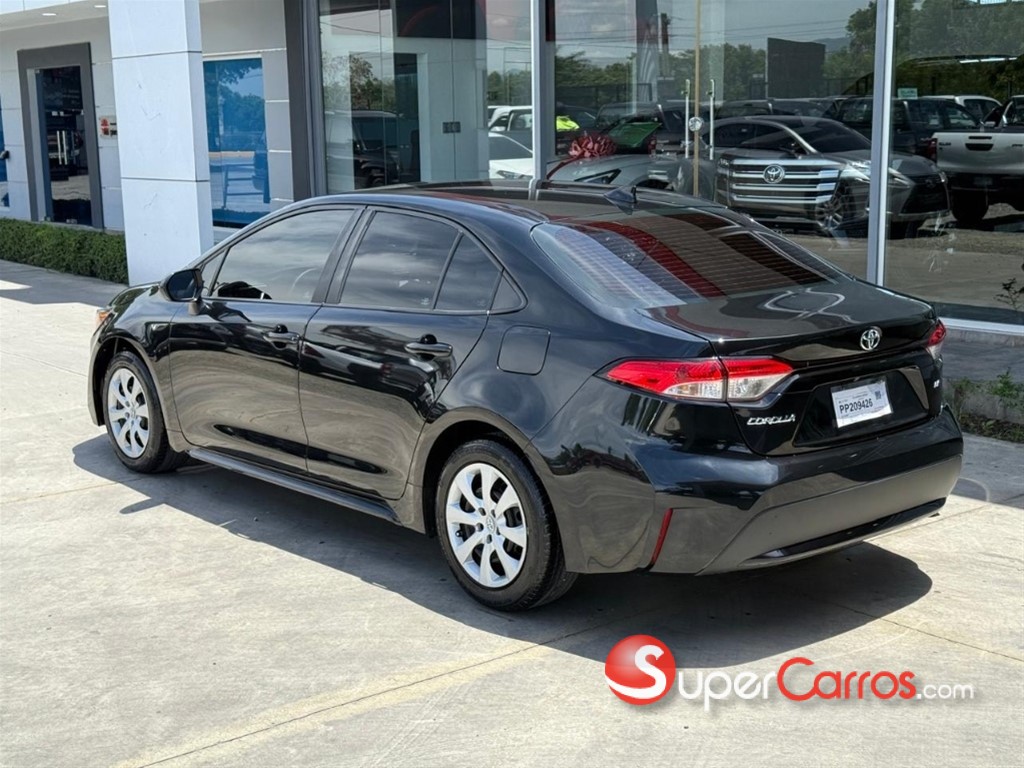 2022 Toyota Corolla LE — foto 6 / 9