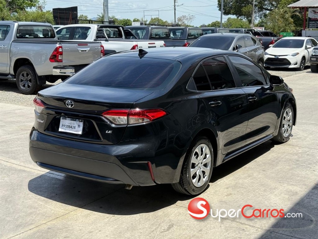2022 Toyota Corolla LE — foto 8 / 9
