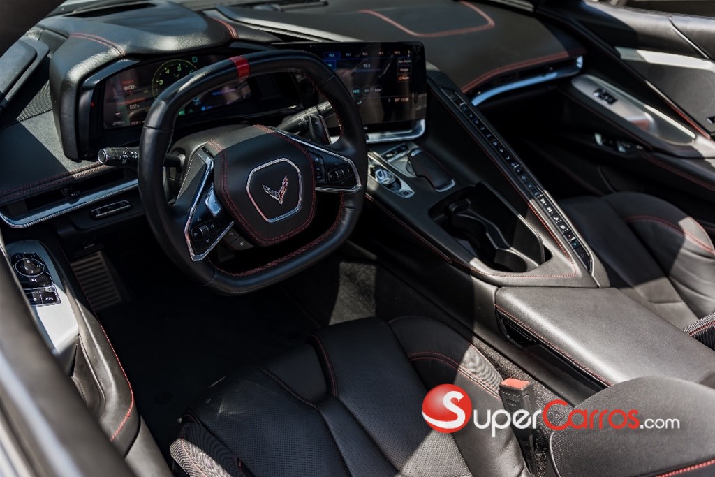 2020 Chevrolet Corvette Stingray 3LT — foto 4 / 8