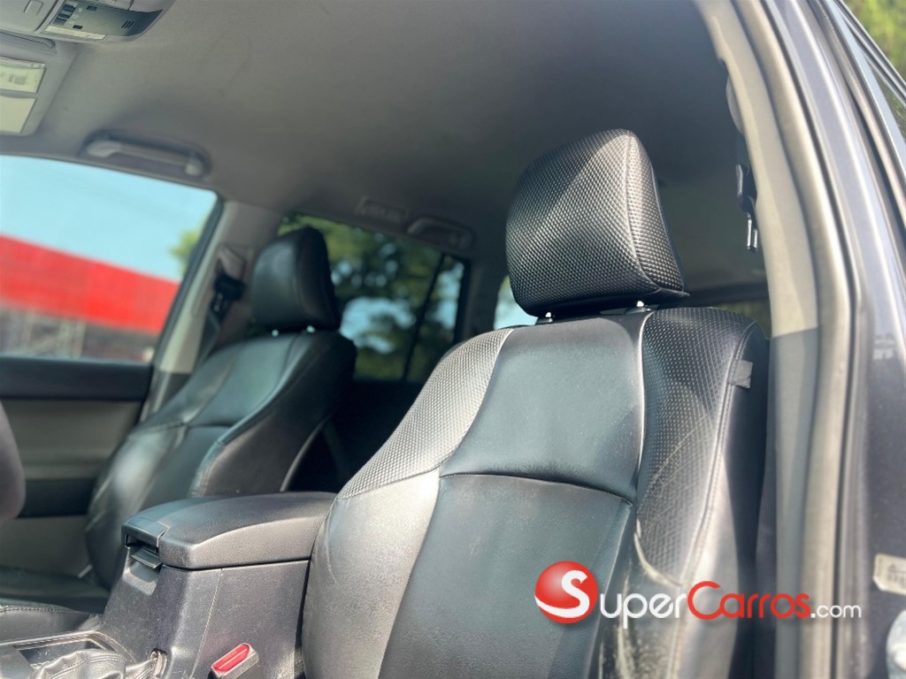2011 Toyota Land Cruiser Prado — foto 8 / 11