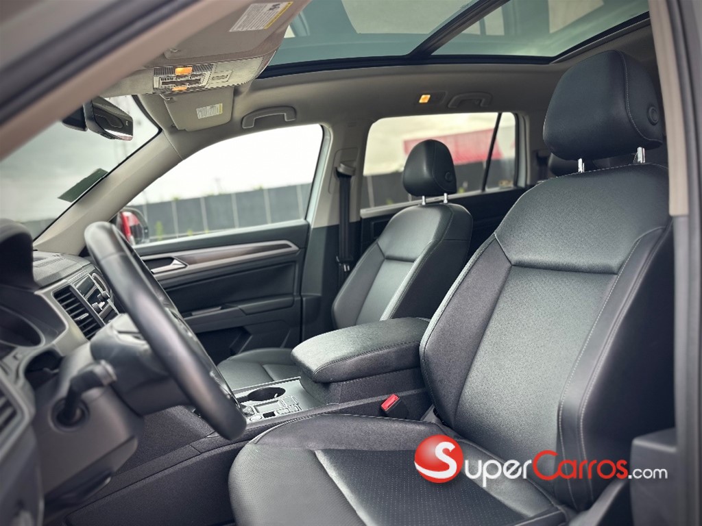 2019 Volkswagen Atlas SEL — foto 8 / 12