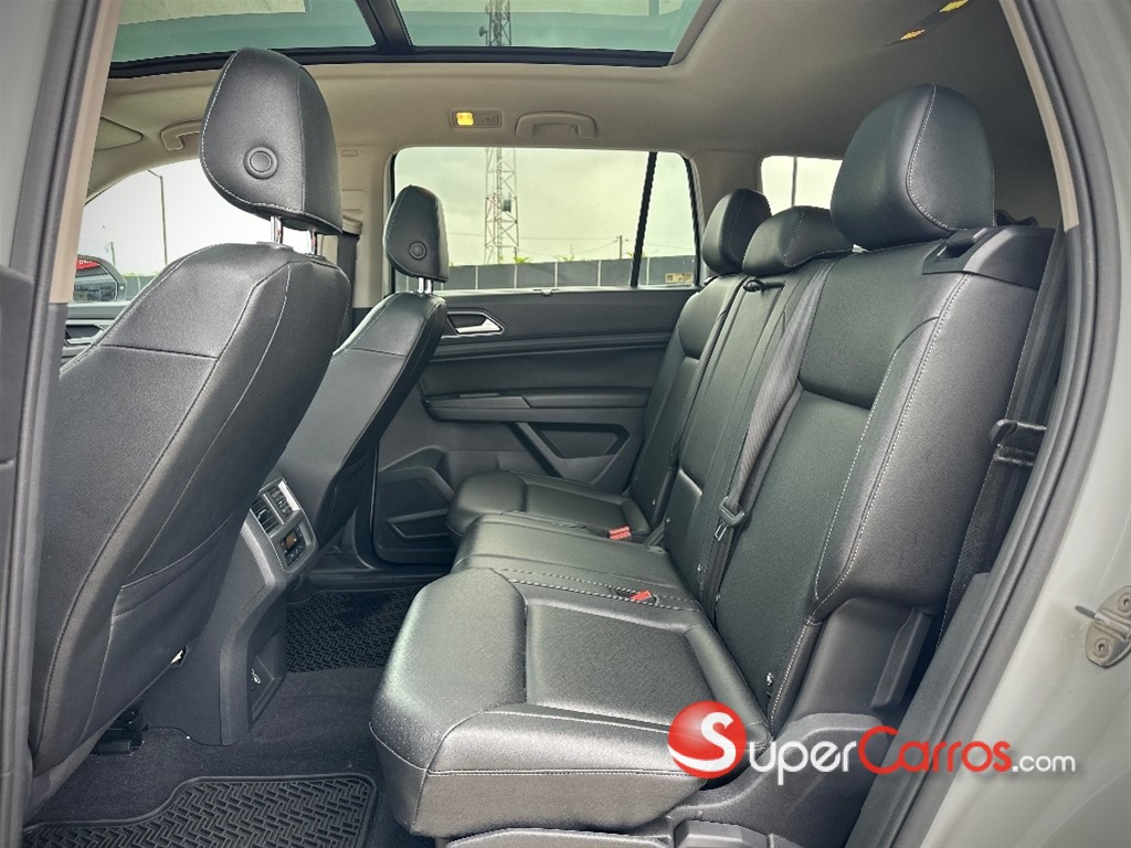 2019 Volkswagen Atlas SEL — foto 9 / 12