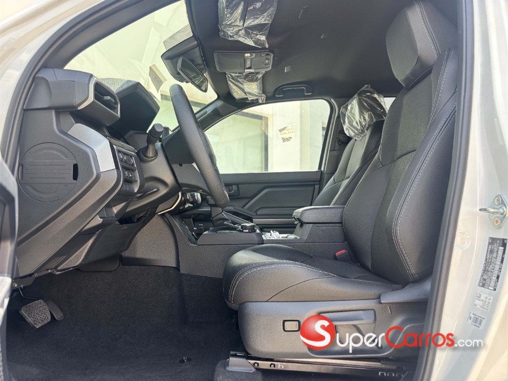 2026 Toyota 4 Runner SR5 — foto 4 / 10