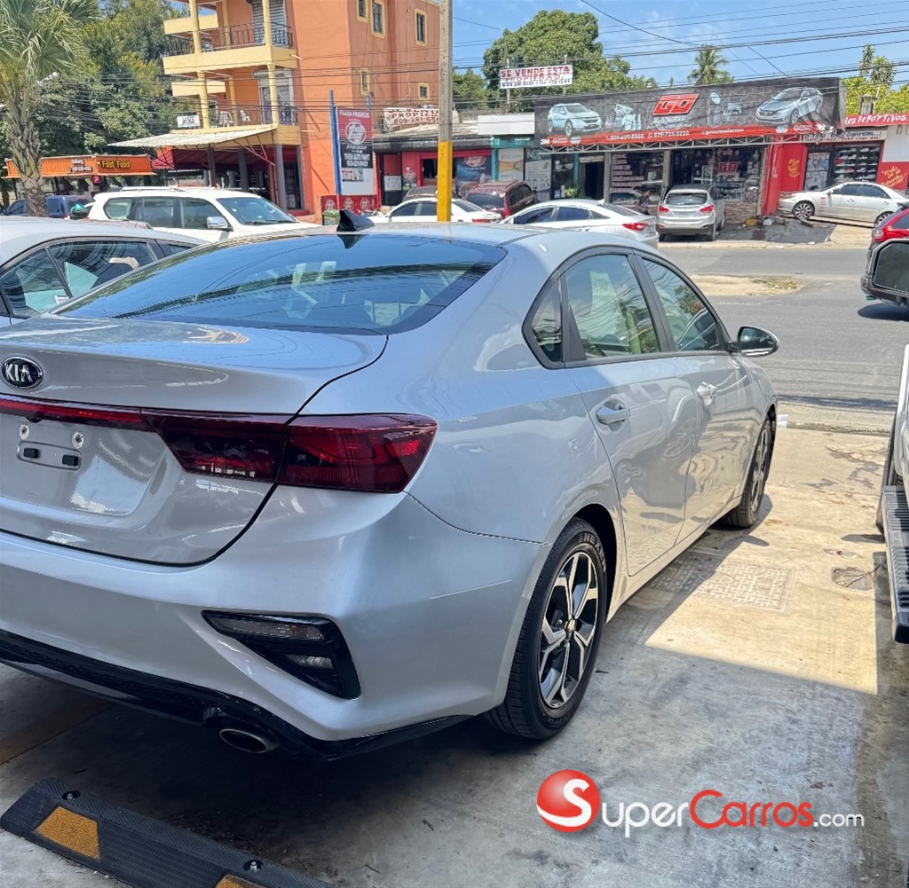 2021 Kia Forte — foto 3 / 8