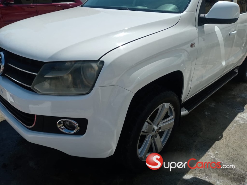 2013 Volkswagen Amarok — foto 4 / 9