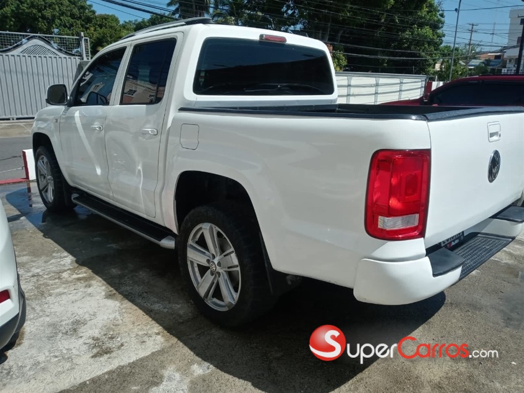 2013 Volkswagen Amarok — foto 6 / 9