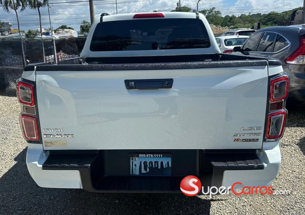 2022 Isuzu DMAX Limited Edition — foto 5 / 8