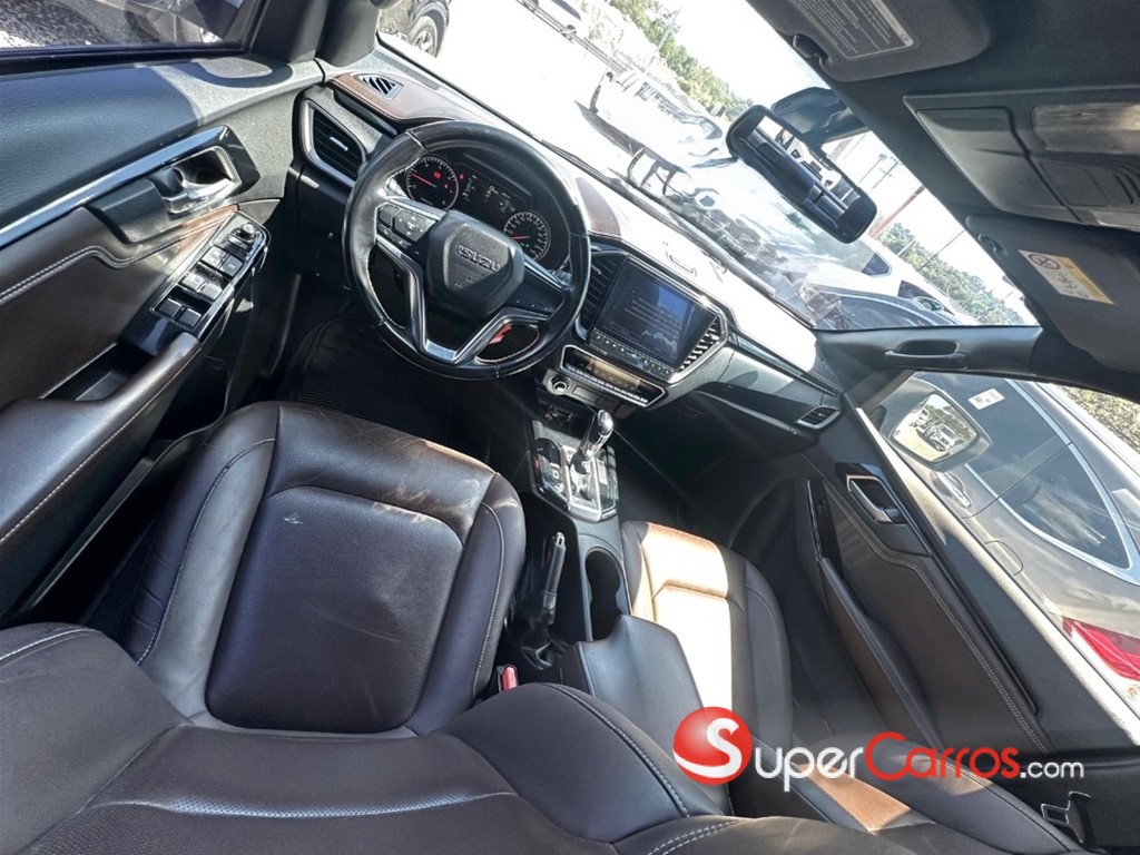 2022 Isuzu DMAX Limited Edition — foto 8 / 8