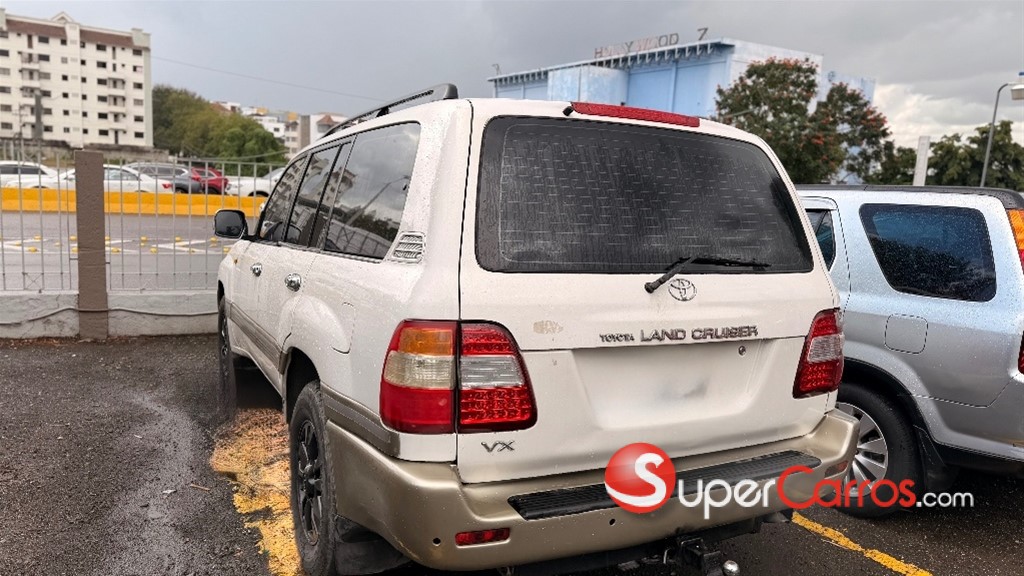 2001 Toyota Land Cruiser VX — foto 4 / 5