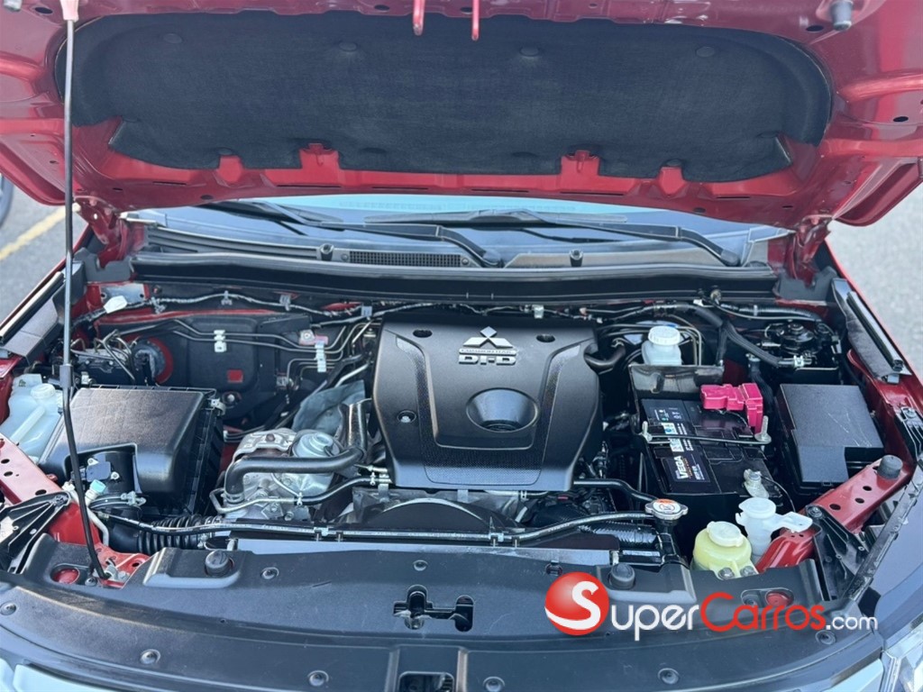 2022 Mitsubishi Motors L 200 Sportero — foto 9 / 10