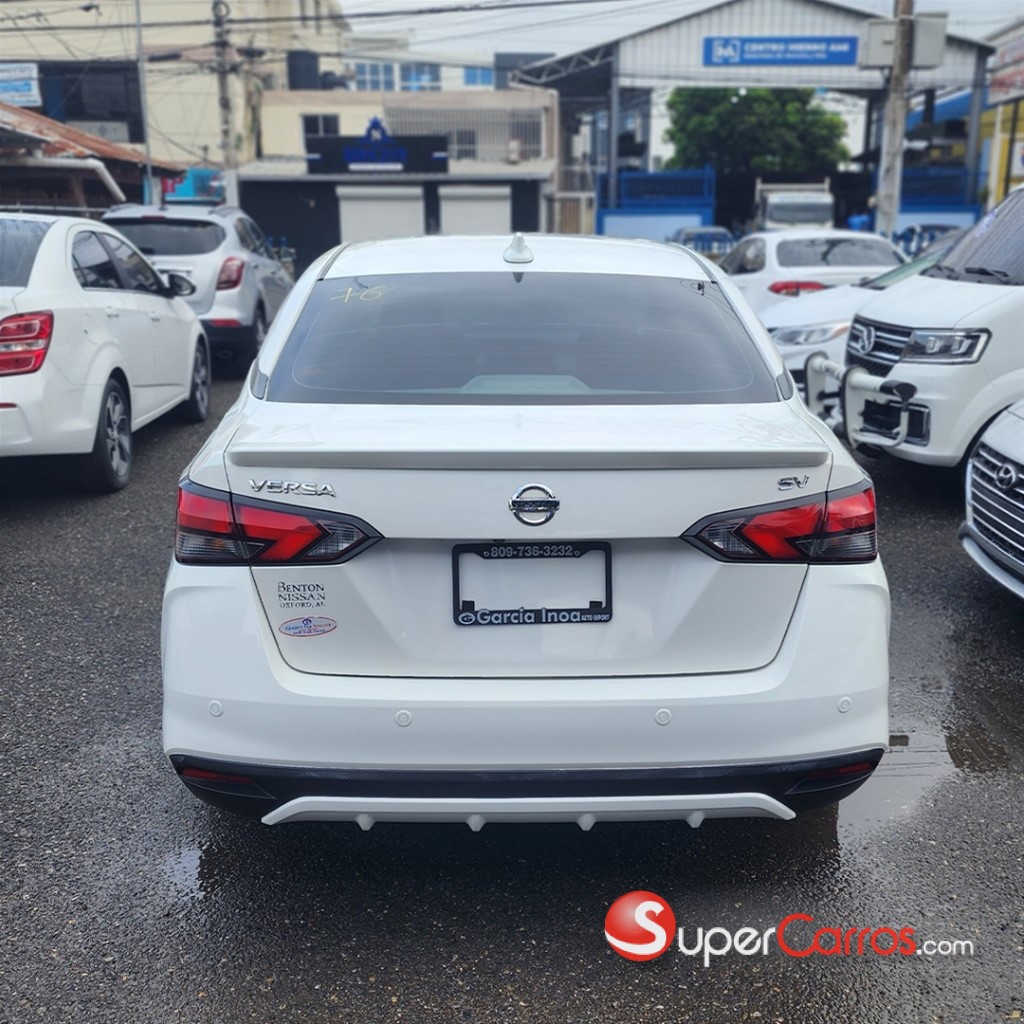 2020 Nissan Versa SV — foto 6 / 11