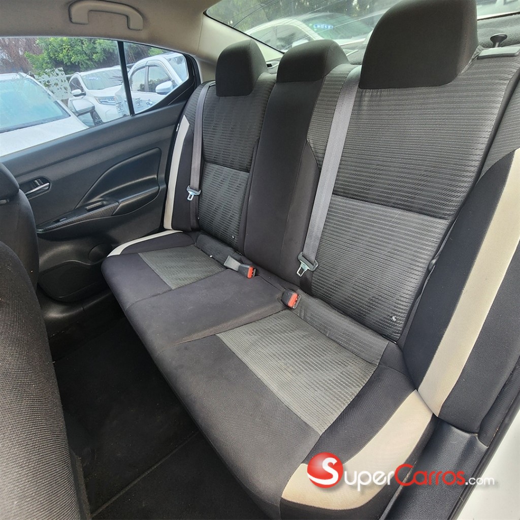 2020 Nissan Versa SV — foto 10 / 11