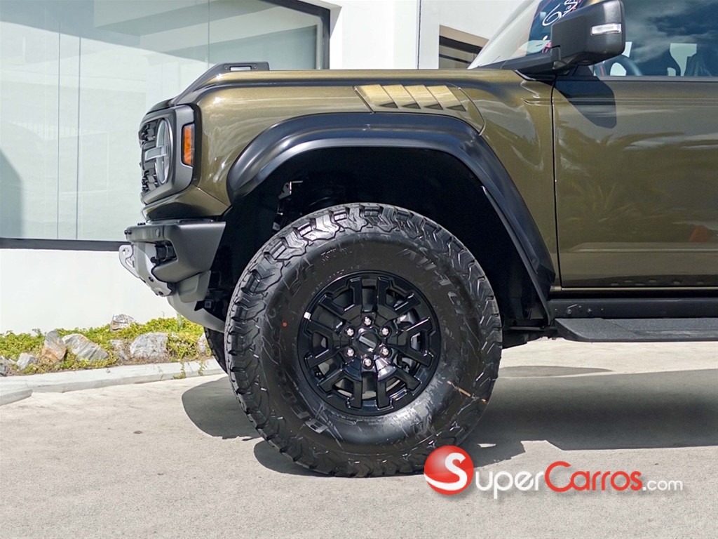 2025 Ford Bronco Raptor — foto 2 / 9