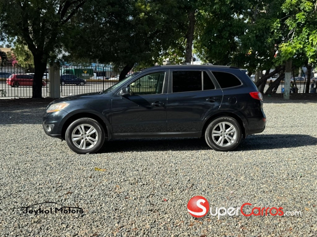2011 Hyundai Santa Fe — foto 4 / 11