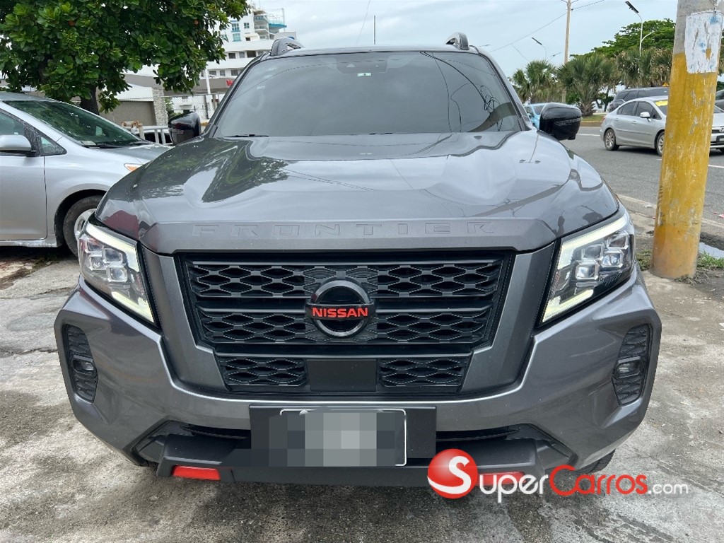 2023 Nissan Frontier Pro-4X — foto 2 / 11
