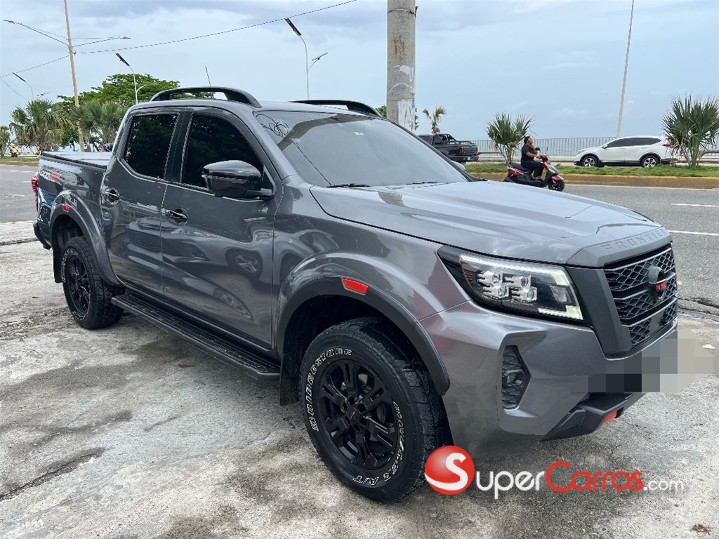2023 Nissan Frontier Pro-4X — foto 3 / 11