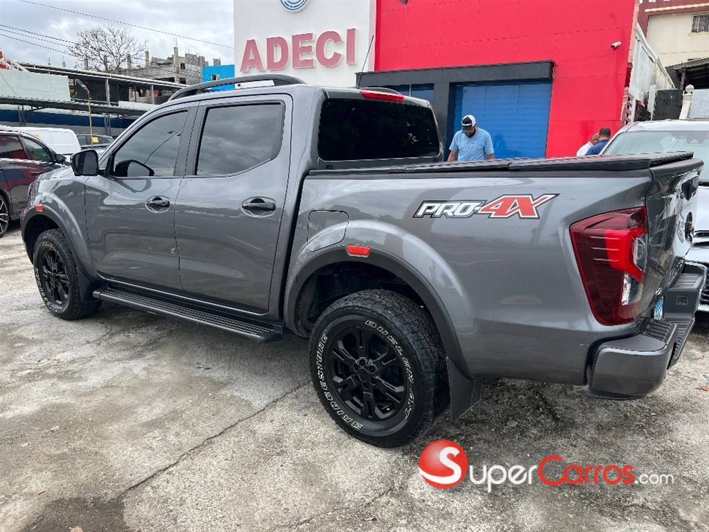 2023 Nissan Frontier Pro-4X — foto 11 / 11