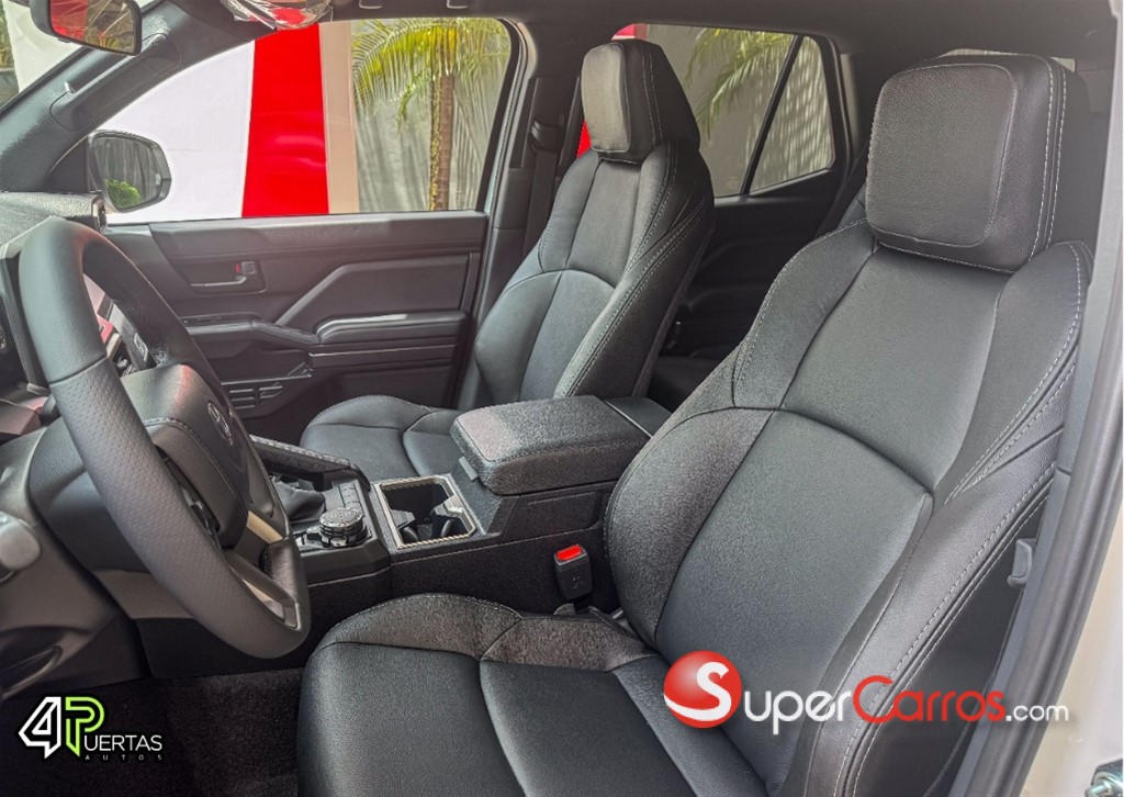 2027 Toyota 4 Runner SR5 — foto 7 / 10