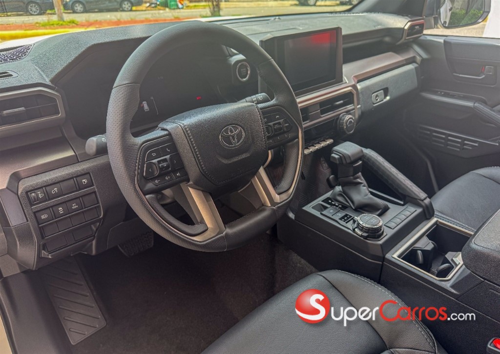 2027 Toyota 4 Runner SR5 — foto 9 / 10