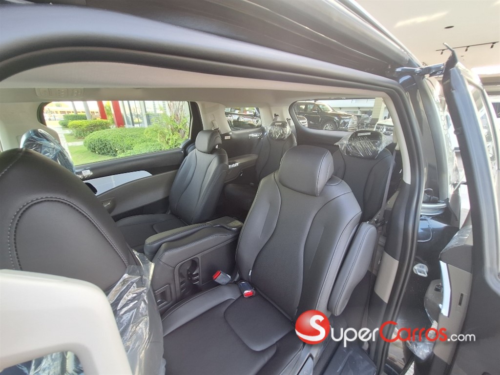 2026 Kia Carnival — foto 4 / 6