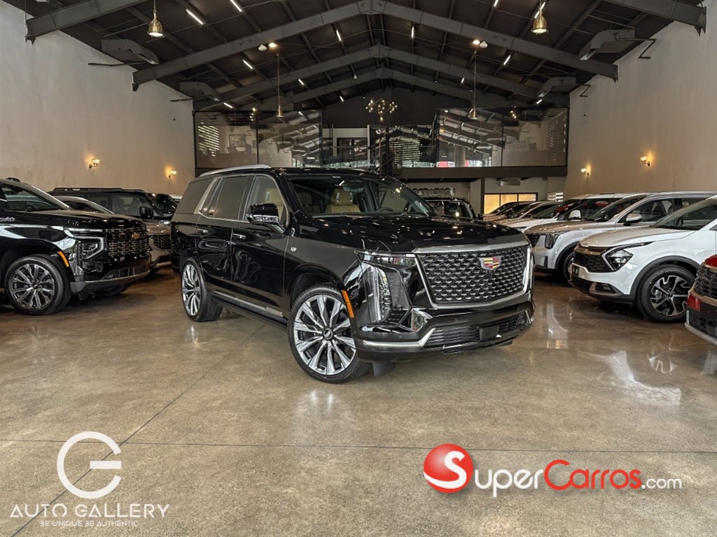 2025 Cadillac Escalade Luxury Short