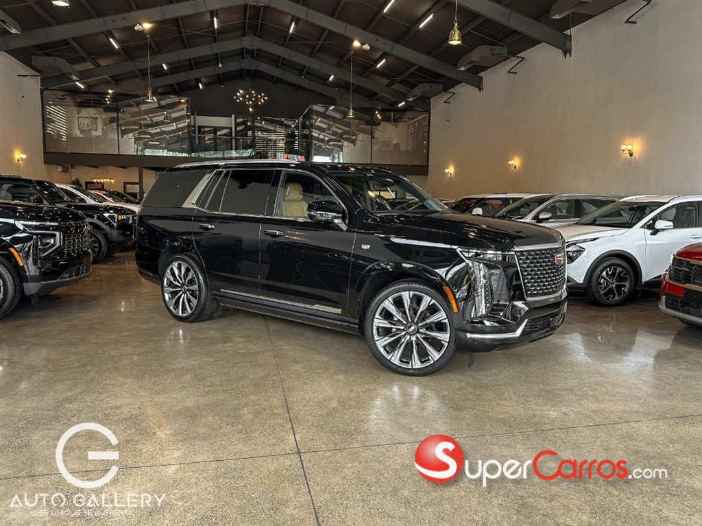 2025 Cadillac Escalade Luxury Short — foto 2 / 12