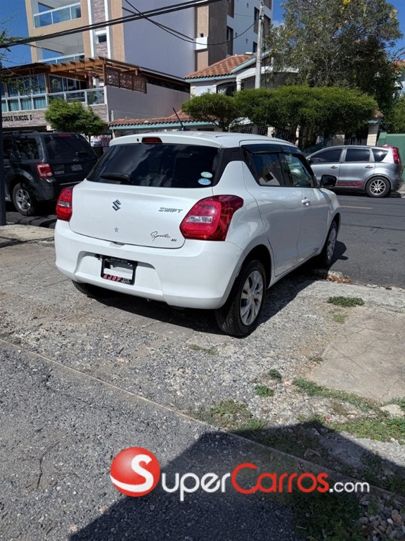 2019 Suzuki Swift — foto 10 / 10