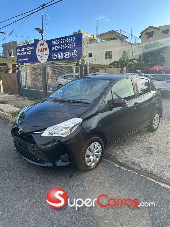 2020 Toyota VITZ — foto 10 / 10