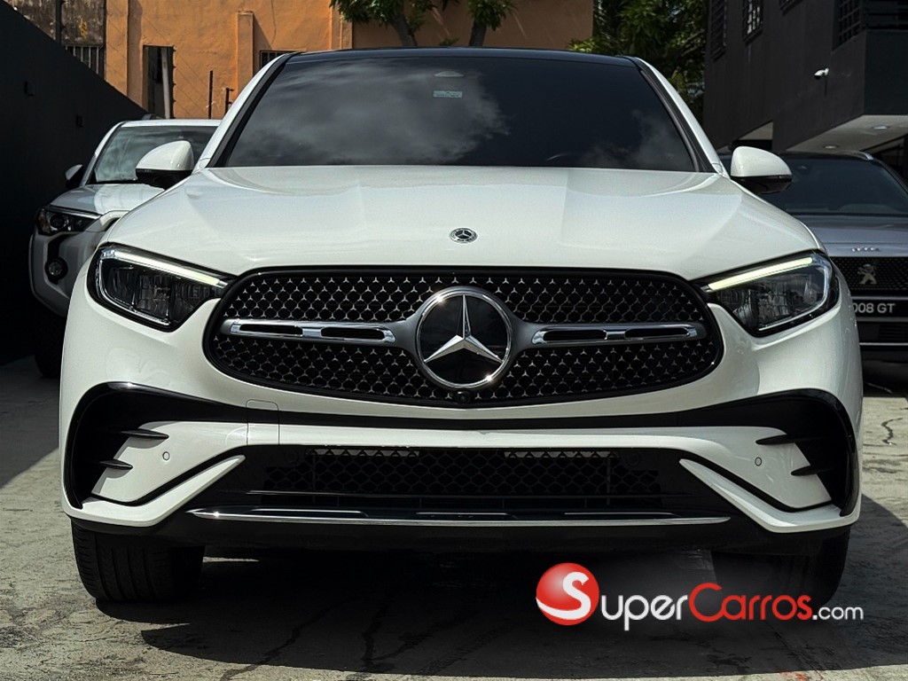 2025 Mercedes-Benz Clase GLC 200 Coupe — foto 2 / 12