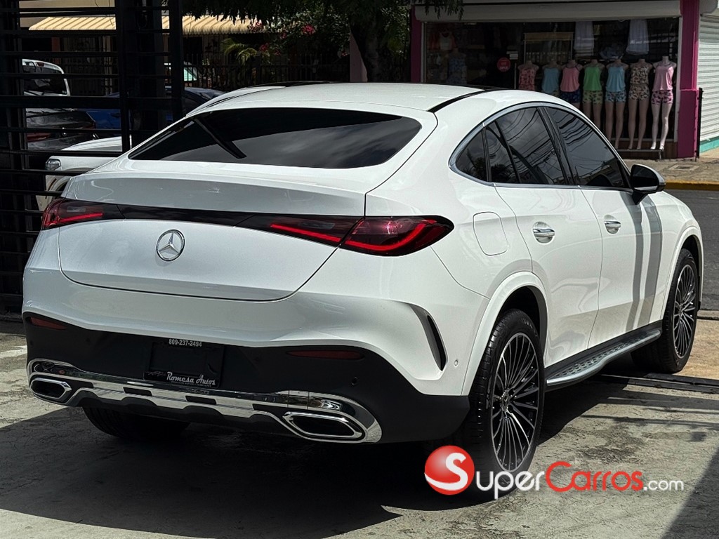 2025 Mercedes-Benz Clase GLC 200 Coupe — foto 4 / 12