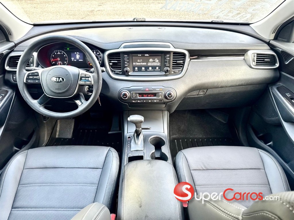 2019 Kia Sorento — foto 10 / 12