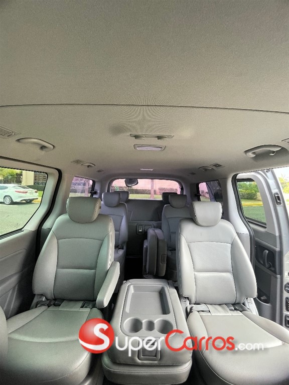 2021 Hyundai Starex — foto 7 / 9