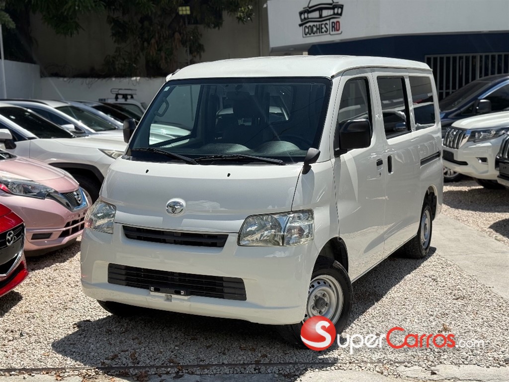 2019 Toyota Town-Ace