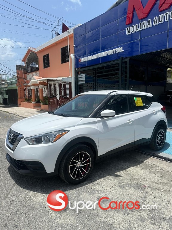 2020 Nissan Kicks SV
