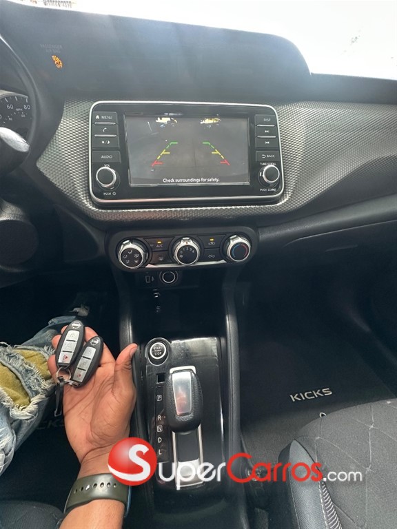 2020 Nissan Kicks SV — foto 5 / 11