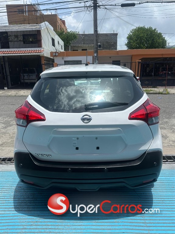 2020 Nissan Kicks SV — foto 10 / 11