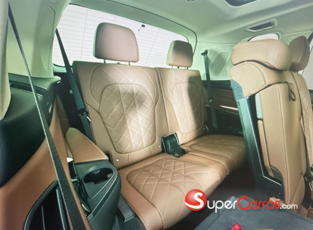 2024 BMW X 7 XDRIVE 40i — foto 2 / 12